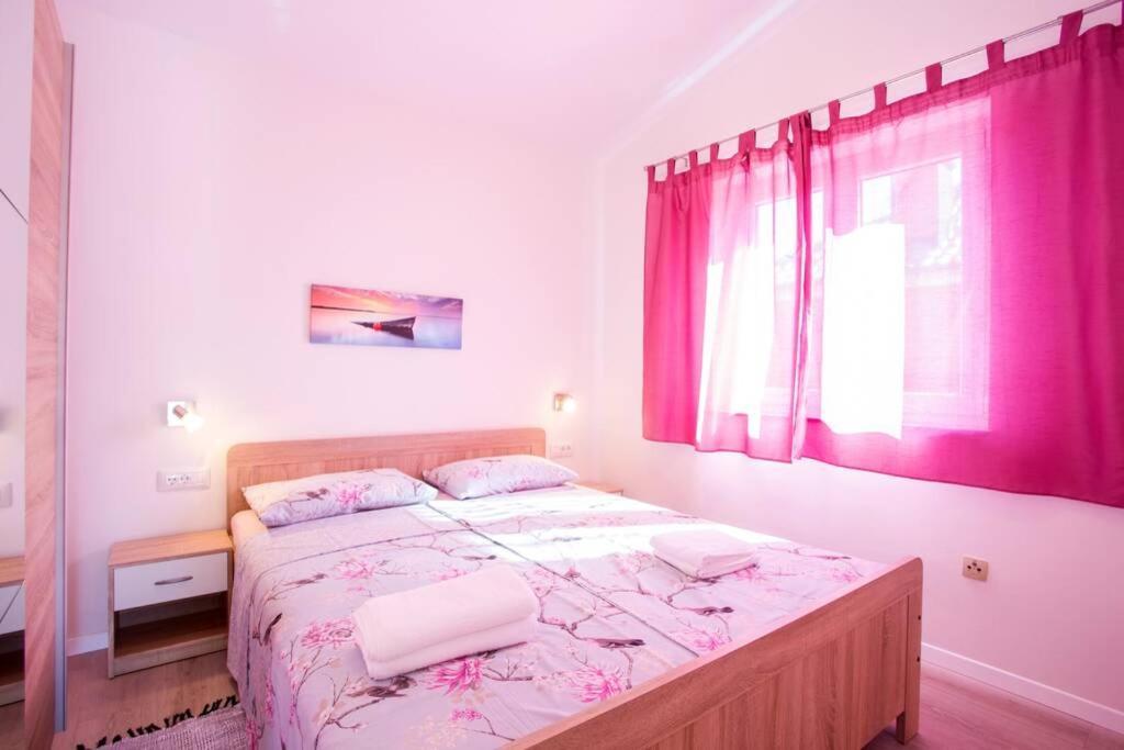 Apartman Cone Pula Exteriör bild